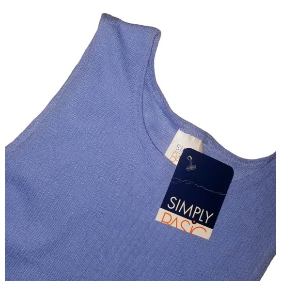 NWT Simply Basic Women's Blue Round Neck Sleeveless Knitted Tank Top Size 14/16 - Picture 2 of 4